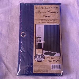 Deluxe heavy weight shower curtain liner.
